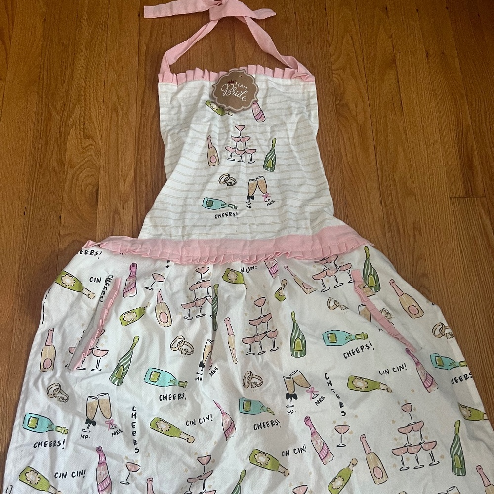 - pink champange glasses apron